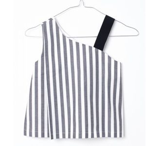🎉HP🎉NWT Motoreta 8-9Y striped blouse